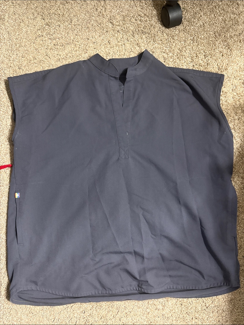 Figs Rafela Grey Scrub Top Size Medium